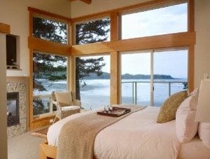 luxury-villa-master-bedroom